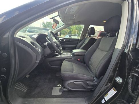 Used 2020 Nissan Pathfinder S AWD/4WD image 17