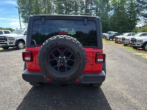 Used 2025 Jeep Wrangler Unlimited Sport S 4xe AWD/4WD image 9