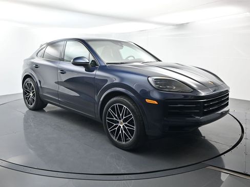 Certified 2024 Porsche Cayenne Coupe image 17