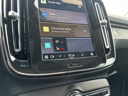 Certified 2025 Volvo XC40 B5 Core image 29