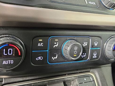 Used 2021 GMC Acadia Denali w/ Denali Ultimate Package image 21