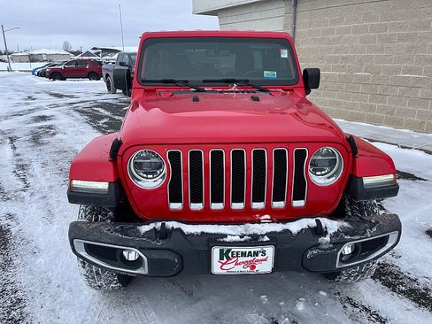 Used 2018 Jeep Wrangler Unlimited Sahara w/ Dual Top Group image 3