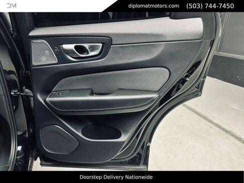 Used 2024 Volvo XC60 T8 Polestar AWD/4WD image 26