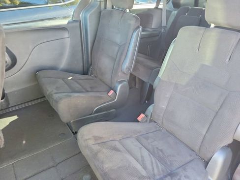 Used 2015 Dodge Grand Caravan SE w/ Quick Order Package 29E SE FWD image 8