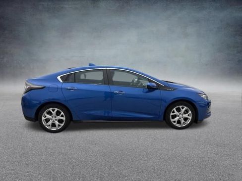 Used 2018 Chevrolet Volt Premier w/ Driver Confidence Package FWD image 6