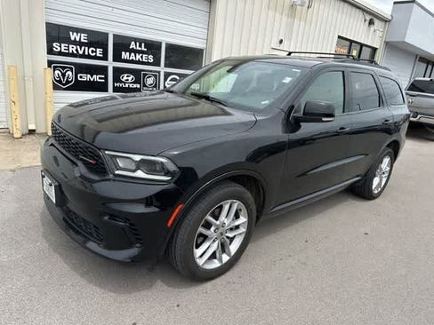 Used 2024 Dodge Durango GT AWD/4WD image 2