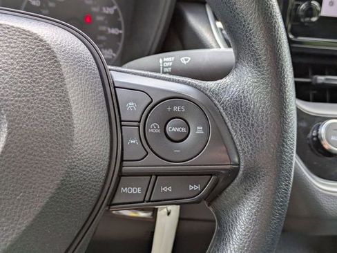 Used 2023 Toyota Corolla LE image 25