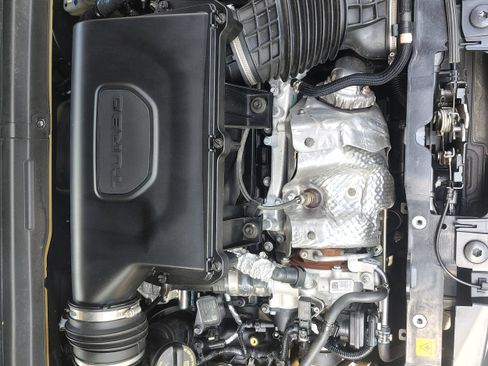 Certified 2025 Dodge Hornet GT AWD/4WD image 16