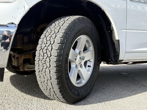 Used 2012 RAM 1500 Classic SLT w/ Remote Start & Security Group image 31