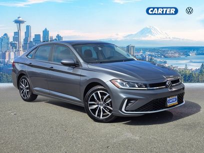 Used 2025 Volkswagen Jetta SE