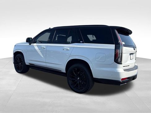 Used 2022 Cadillac Escalade Sport Platinum AWD/4WD image 3
