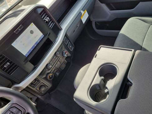 New 2026 Ford F250 XL w/ STX Appearance Package AWD/4WD image 32