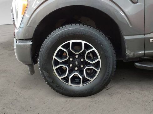 Used 2022 Ford F150 XLT w/ Equipment Group 302A High image 14