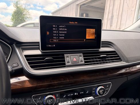 Used 2018 Audi Q5 Prestige w/ Prestige Package AWD/4WD image 18