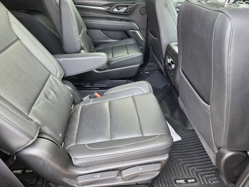 Used 2021 GMC Yukon Denali w/ Denali Premium Package AWD/4WD image 26