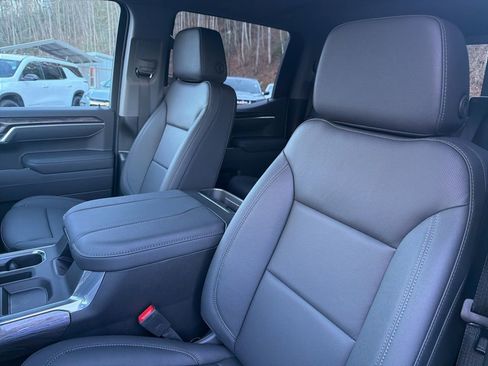 New 2026 Chevrolet Silverado 1500 LTZ w/ LTZ Premium Package image 9
