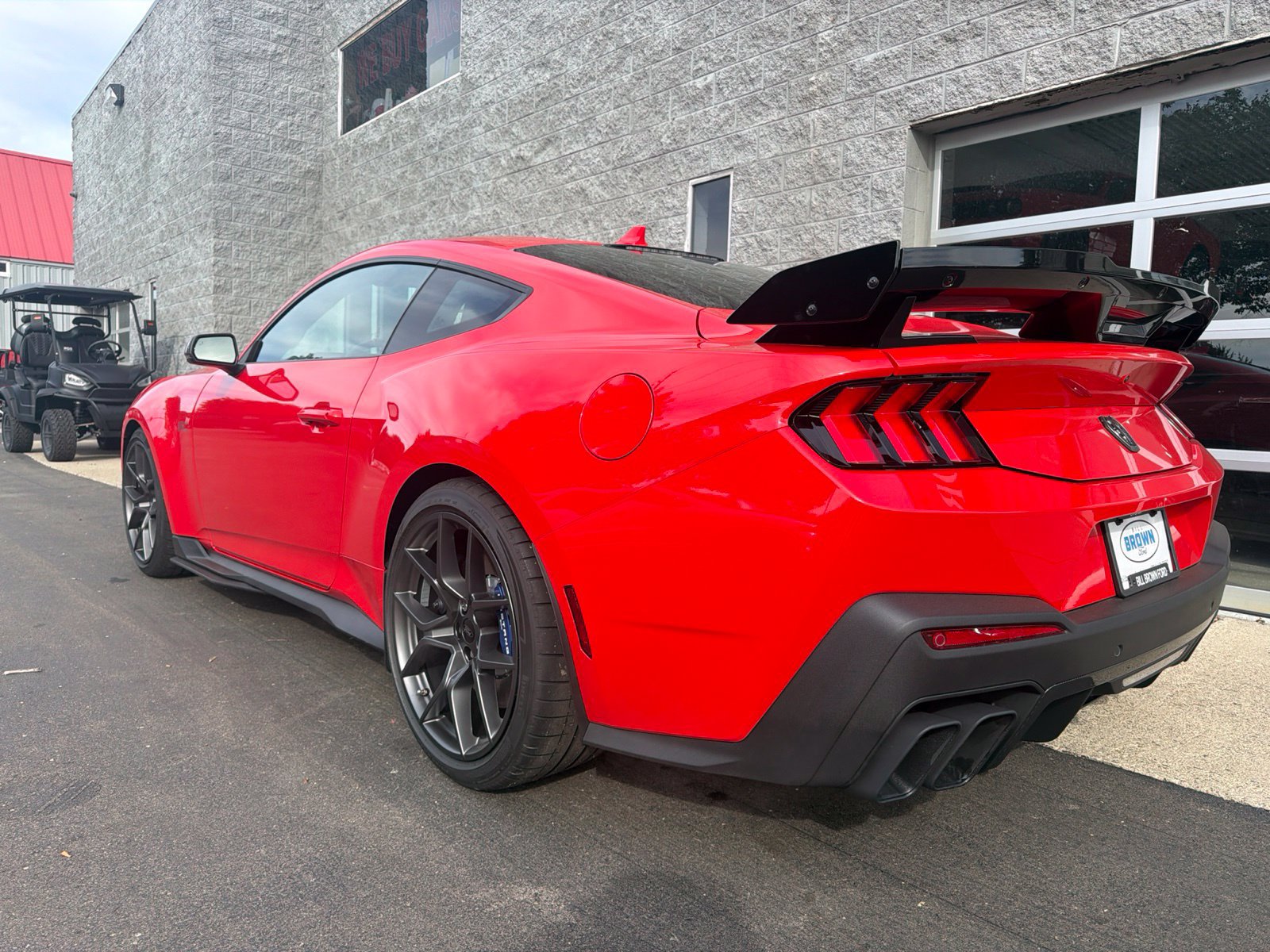 Used 2026 Ford Mustang Dark Horse SC w/ Carbon Fiber Exterior Package RWD image 9