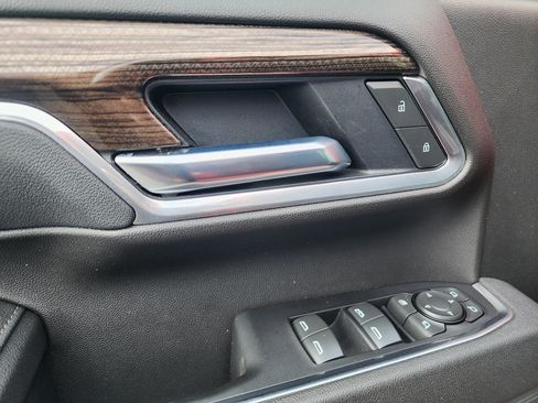 Used 2025 Chevrolet Silverado 2500 LT w/ Trail Boss Package image 26