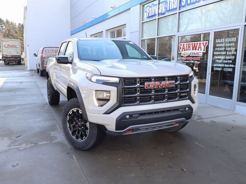 New 2026 GMC Canyon AT4 image 38