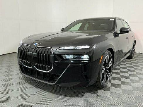 New 2026 BMW 760i xDrive w/ Executive Package AWD/4WD image 2