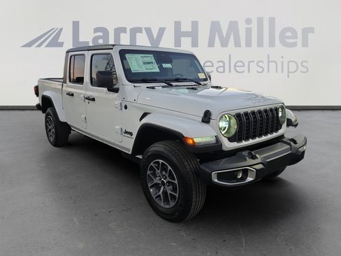 New 2026 Jeep Gladiator Sport AWD/4WD image 7