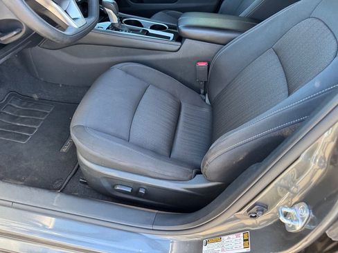 Used 2023 Nissan Altima 2.5 SV FWD image 6