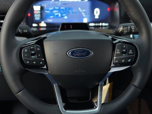 New 2026 Ford Explorer Platinum image 51