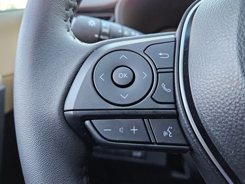 Used 2025 Toyota RAV4 XLE Premium image 14