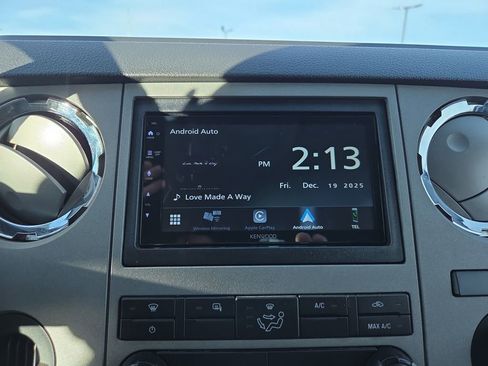 Used 2015 Ford F250 XLT image 19