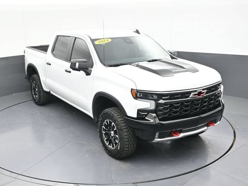 Used 2024 Chevrolet Silverado 1500 ZR2 w/ Technology Package AWD/4WD image 64