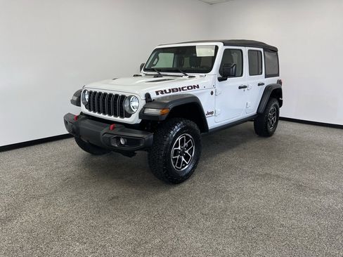 Used 2025 Jeep Wrangler Unlimited Rubicon image 16