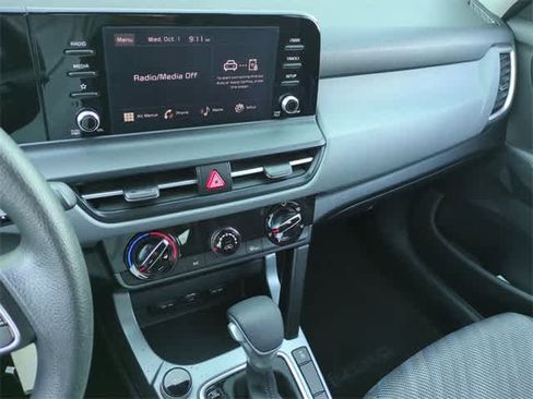 Used 2024 Kia Seltos LX image 28