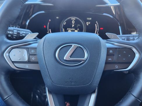 Used 2025 Lexus NX 350h AWD w/ Premium Package image 7