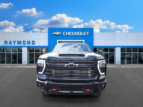 New 2026 Chevrolet Silverado 2500 LTZ w/ Trail Boss Package AWD/4WD image 9