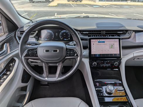 Used 2022 Jeep Grand Cherokee L Overland AWD/4WD image 29