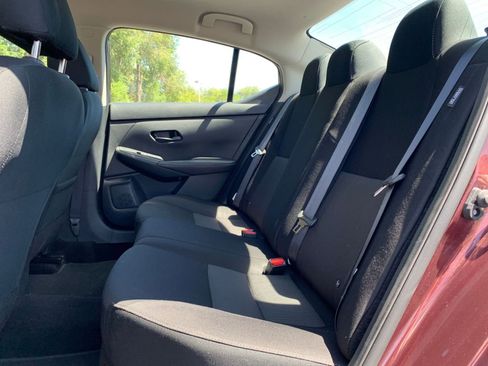 Used 2024 Nissan Sentra SV image 23