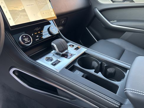 Certified 2026 Jaguar F-PACE R-Dynamic S image 13