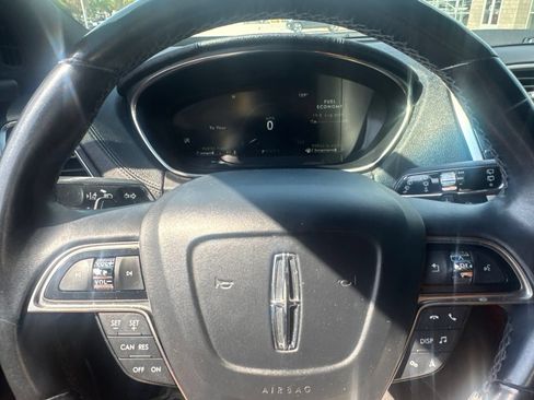 Used 2020 Lincoln Nautilus Reserve AWD/4WD image 13