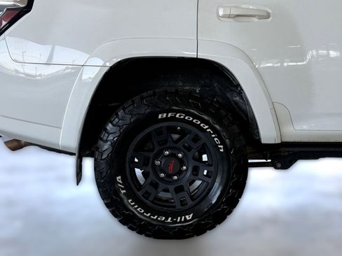 Used 2015 Toyota 4Runner TRD Pro image 12