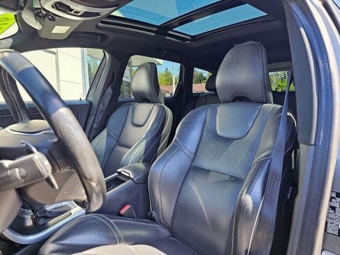 Used 2016 Volvo XC60 T6 R-Design Platinum w/ Climate Package AWD/4WD image 20