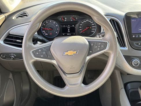 Used 2020 Chevrolet Malibu LS image 22