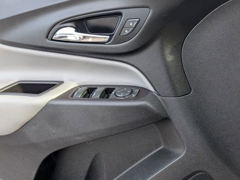 Used 2022 Chevrolet Equinox LS w/ LS Convenience Package FWD image 28