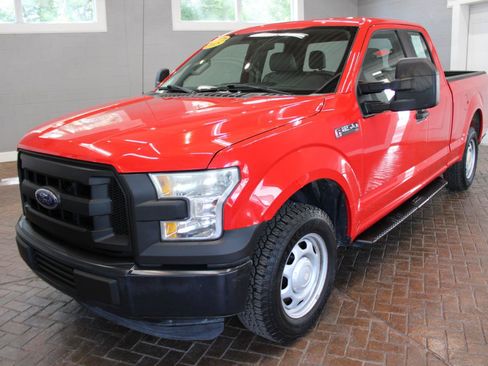 Used 2015 Ford F150 XL w/ Trailer Tow Package RWD image 3