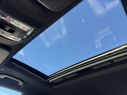 Used 2020 Mercedes-Benz GLE 350 w/ Premium Package image 22