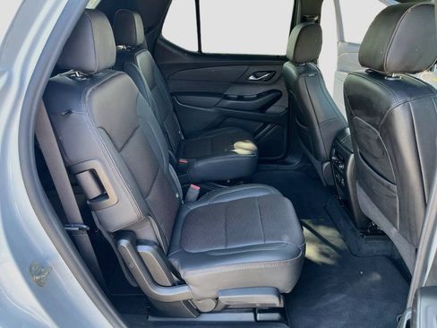 Used 2023 Chevrolet Traverse High Country AWD/4WD image 30