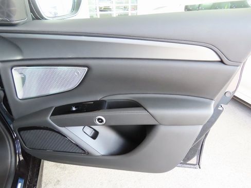 New 2024 Maserati Grecale GT image 14