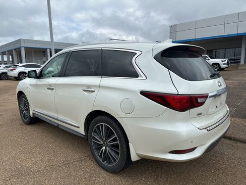 Used 2020 INFINITI QX60 Luxe w/ Sensory Package AWD/4WD image 8