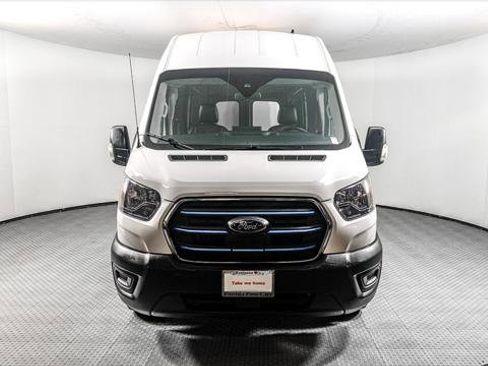Used 2022 Ford E-Transit 148 High Roof Extended RWD image 11