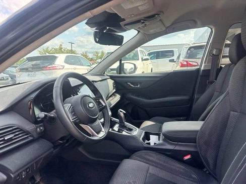 Used 2024 Subaru Outback Premium AWD/4WD image 11