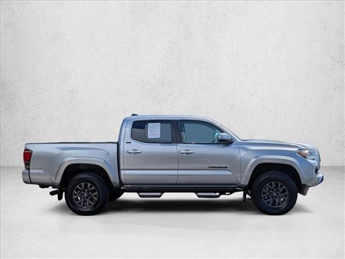Used 2023 Toyota Tacoma SR5 w/ Technology Package image 4